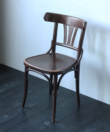 BENTWOOD CHAIR f/DB /CRES ARVELLE