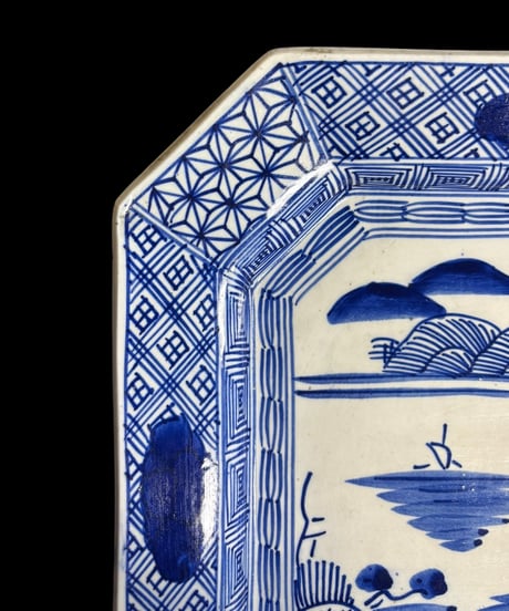古伊万里 八角絵皿 [山水風景図] 染付 年代物 大皿 角皿 平皿 取り皿 盛り皿 飾り皿 伊万里 和食器 骨董品 アンティーク