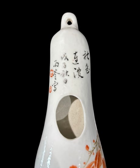 中国現地買入 一輪挿し [草花コオロギ] 壁掛け 中国雑貨 花瓶 フラワーベース 色絵 陶磁器 陶器 骨董品 アンティーク