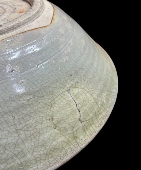 中国 徳化 印判 魚文 丸皿 飾皿 継ぎ目有 焼物 陶器 時代物 和食器 骨董品 アンティーク