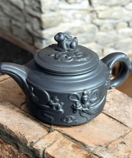 ♦中国？宜興窯 梨地 石瓢壺 漢詩 山水図 篦彫り茶壺 タタラ造り 骨董品 IMG_1930_5fad026a-9e4c-4251-