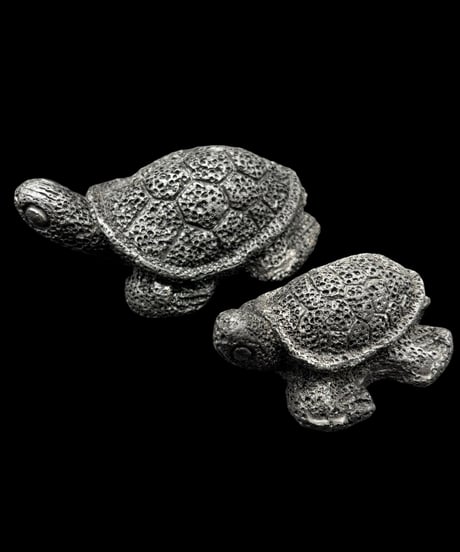 亀親子 置物 錫 カメ 長寿 財福 縁起物 オブジェ 骨董品 アンティーク