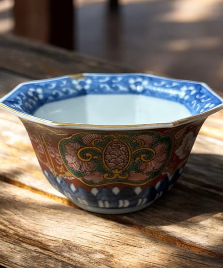 【金継ぎ】古伊万里 小鉢 色絵 八角鉢 金彩 赤絵 鉢 盛り皿 飾り皿 深鉢 器 和食器 伊万里 骨董品 アンティーク
