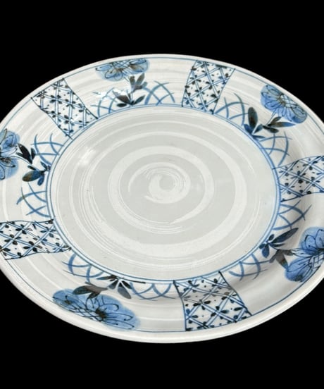 染付 平皿 [草花文絵] 中皿 丸皿 取り皿 盛り皿 飾り皿 和食器 陶器 骨董品 アンティーク