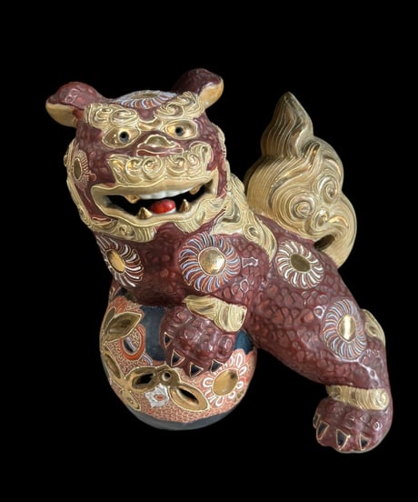 九谷焼 赤獅子 色絵 玉獅子 玉乗り獅子 唐獅子 置物 美術品 縁起物 オブジェ 陶磁器 陶器 骨董品 アンティーク