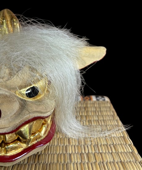 獅子頭 木彫 台座付き 獅子舞 縁起物 置物 蔵出し アンティーク インテリア 骨董品