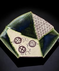 赤津焼 晴峰 織部 扇型 五角皿 作家物 角皿 菓子器 菓子皿 茶道具 工芸品 和食器 骨董品 アンティーク