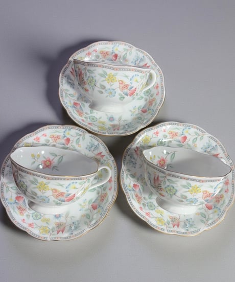 【3客揃】 NARUMI CHINA カップ&ソーサー 鳥 花柄 マグカップ 紅茶 コーヒー カップ 茶器 昭和 レトロ アンティーク