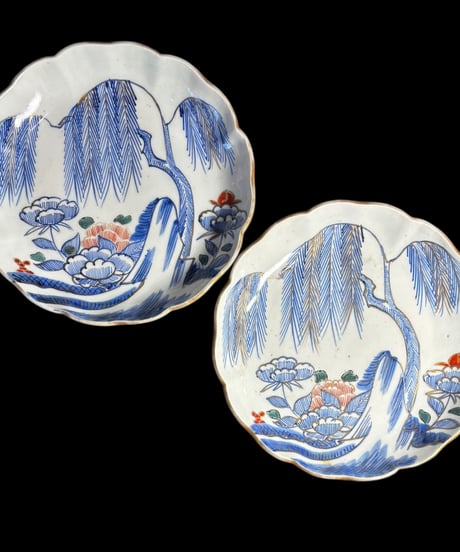 【2客セット】 古伊万里 染付 柳 牡丹 色絵 丸皿 取り皿 飾り皿 和食器 明治 大正 伊万里 陶器 骨董品 アンティーク