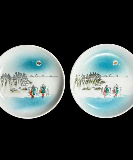 【2客セット】色絵 丸皿 [風景 人物絵] 時代物 小皿 取り皿 盛り皿 飾り皿 レトロ 昭和初期 和食器 骨董品 アンティーク