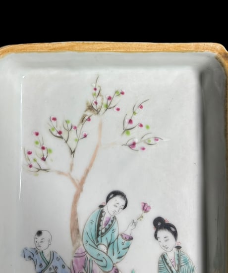 中国美術 美人 粉彩人物絵 清時代 中国雑貨 陶板 磁板 食器 インテリア 時代物 中国 陶器 骨董品 アンティーク