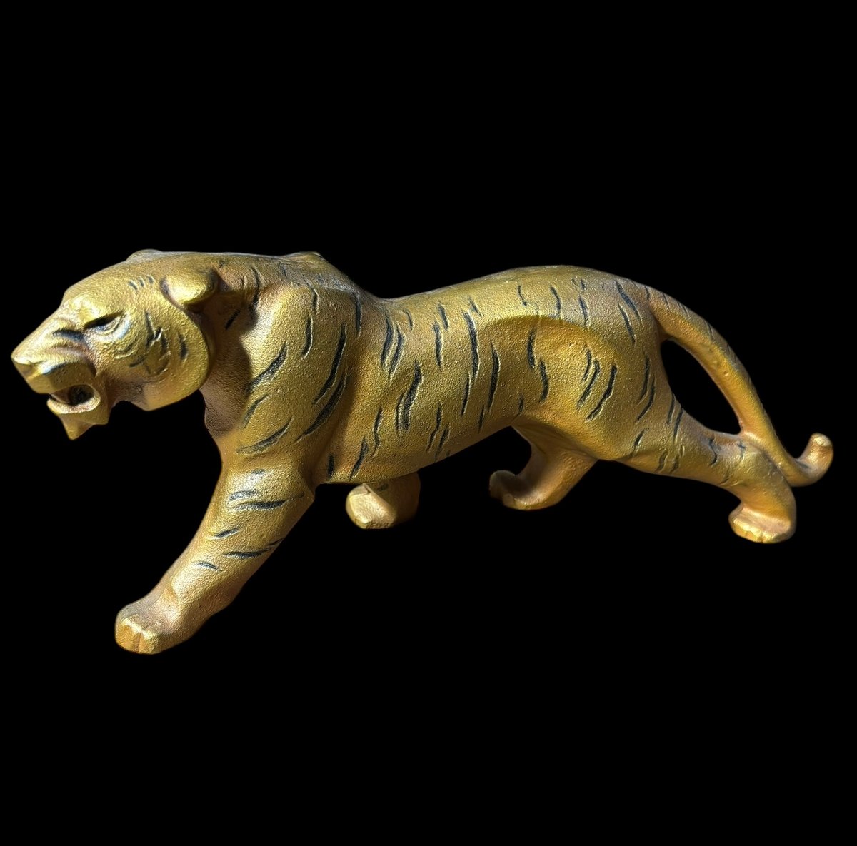 虎 置物 トラ 金 干支 寅 タイガー 風水 ゴールド 陶器 工芸品 虎 置物 トラ 金 干支 寅 タイガー 風水 ゴールド 陶器 工芸品