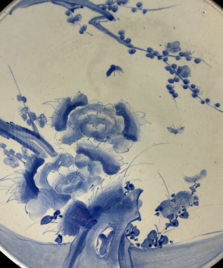 古伊万里 染付 丸皿 [草花梅絵] 丸大皿 中皿 取り皿 盛り皿 飾り皿 絵皿 和食器 骨董品 アンティーク