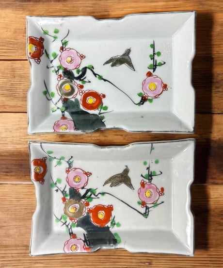 【2客セット】色絵 四角皿 [梅 鳥] 時代物 角皿 変形皿 小皿 取り皿 盛り皿 飾り皿 レトロ 昭和初期 和食器 骨董品 アンティーク