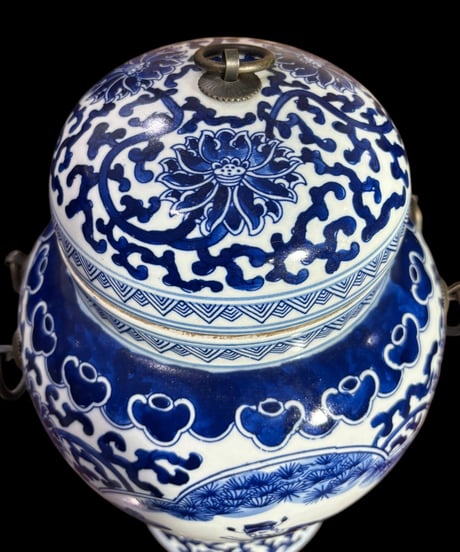 中国現地買付 蓋付き 丸壺 [草花文仙人人物絵] 中国雑貨 壺 フラワーベース 花瓶 花入れ 花器 陶器 中国 古美術 骨董品 アンティーク