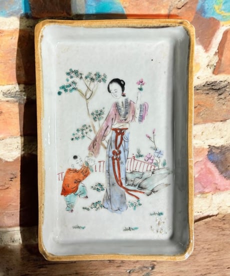 中国美術 美人 粉彩人物絵 清時代 中国雑貨 陶板 磁板 食器 インテリア 時代物 中国 陶器 骨董品 アンティーク