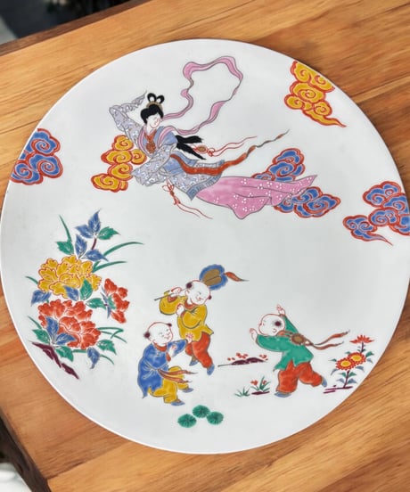 中国雑貨・大皿・飾皿【慎徳堂製　粉彩　中国美術　金魚　蓮華】 中国雑貨・大皿・飾皿【慎徳堂製粉彩中国美術金魚蓮華】