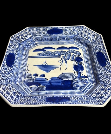 古伊万里 八角絵皿 [山水風景図] 染付 年代物 大皿 角皿 平皿 取り皿 盛り皿 飾り皿 伊万里 和食器 骨董品 アンティーク