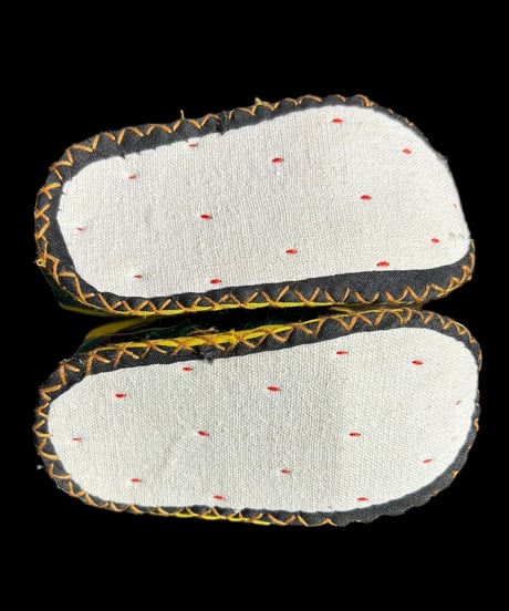 纏足の靴 [ターコイズ] 中国雑貨 布靴 子供靴 刺繍靴 靴 中国 布 刺繡 手作り キッズ インテリア アンティーク