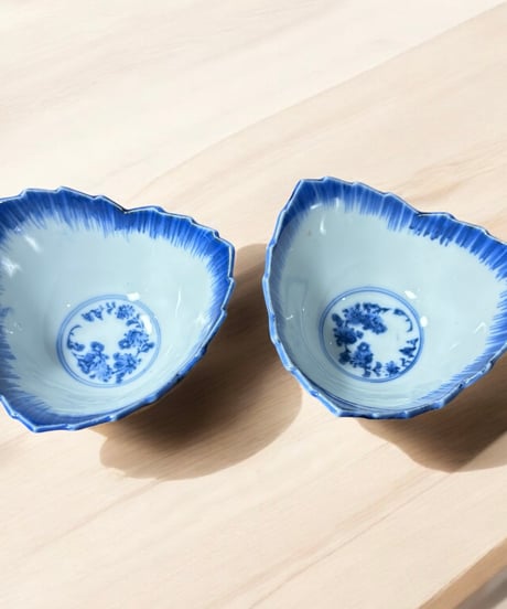 【2客セット】染付 小鉢 葉 鉢 盛り皿 飾り皿 深鉢 器 和食器 伊万里 骨董品 アンティーク