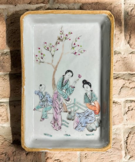 中国美術 美人 粉彩人物絵 清時代 中国雑貨 陶板 磁板 食器 インテリア 時代物 中国 陶器 骨董品 アンティーク
