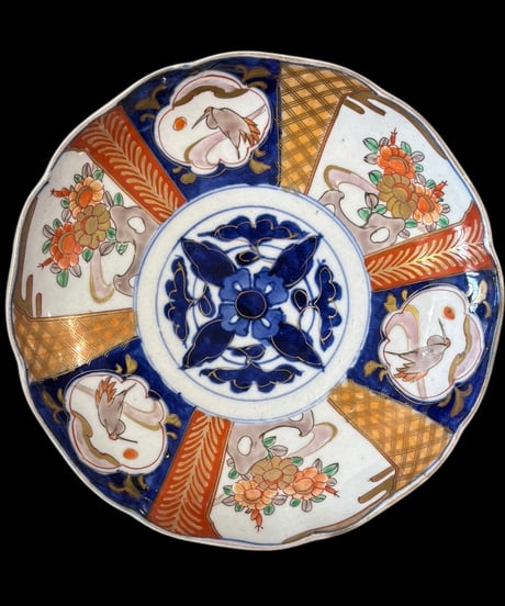 伊万里 絵皿 [窓絵鶴草花文] 金彩 赤絵 色絵 平皿 丸皿 盛り皿 飾り皿 古伊万里 古美術 和食器 骨董品 アンティーク