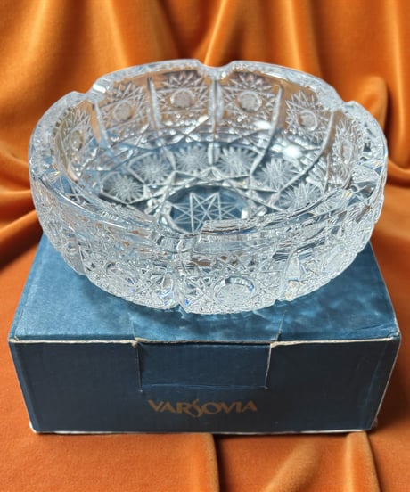 骨董皿、アンティーク、中国？ 2客セット 金継ぎ 大明成化年製 舟型皿 龍柄 中国 美術品 工芸品