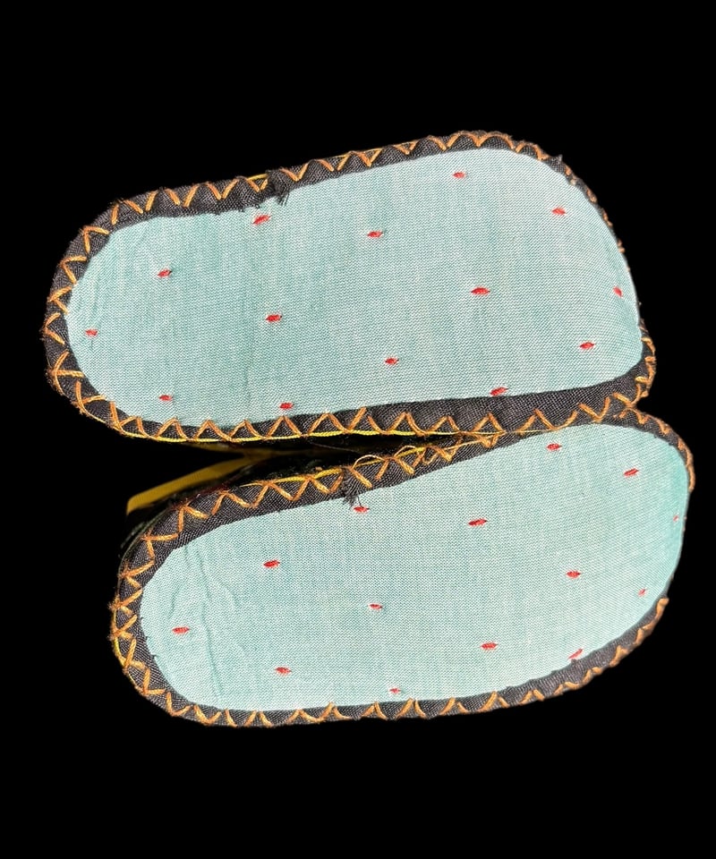 纏足の靴 [ブラック] 中国雑貨 布靴 子供靴 刺繍靴 靴 中国 布 刺繡