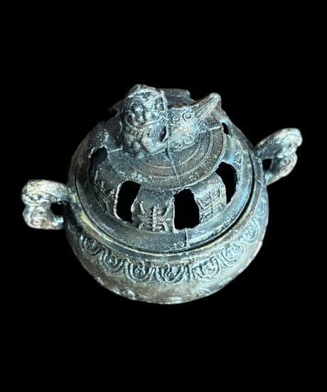 獅子 香炉 三足 狛犬 金属製 香道具 美術品 インテリア 置物 陶器 中国 時代物 骨董品 アンティーク
