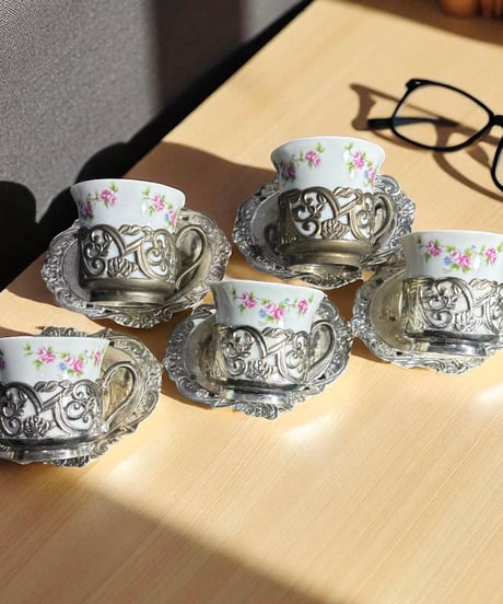 【5客揃】ヴィンテージ カップ&ソーサー 薔薇 銀製 和平金属 マグカップ 紅茶 コーヒー カップ 茶器 昭和 レトロ アンティーク