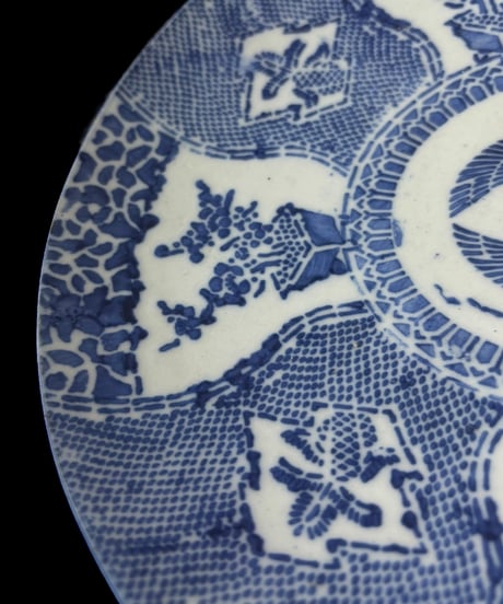 古伊万里 印判皿 鶴亀梅文図 染付 江戸 丸皿 盛り皿 飾り皿 古伊万里 古美術 和食器 骨董品 アンティーク