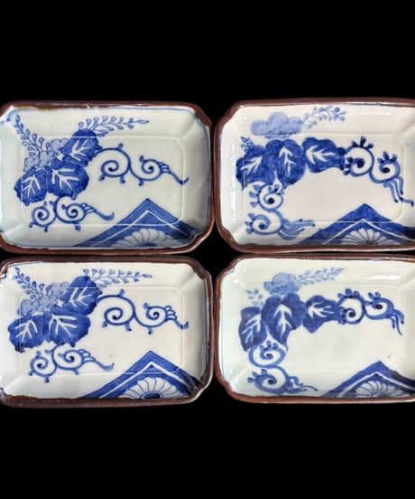 【4客セット】染付 四角皿 [草花文] 角皿 小鉢 陶器 食器 和食器 時代物 骨董品 アンティーク