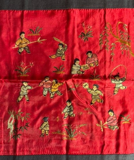 中国刺繍 [草花人物図] シルク 織物 テーブルクロス 布 タペストリー 中国雑貨 アンティーク