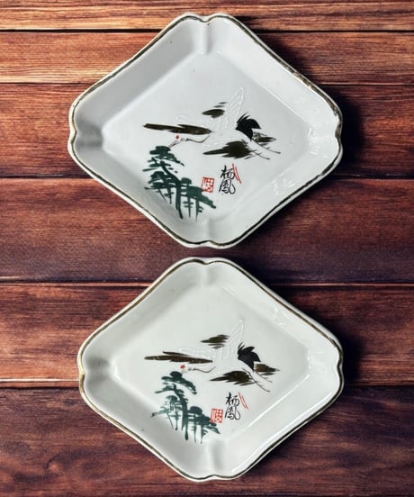 【2客セット】色絵 菱形皿 [鶴 松] 時代物 角皿 小皿 取り皿 盛り皿 飾り皿 レトロ 昭和初期 和食器 骨董品 アンティーク