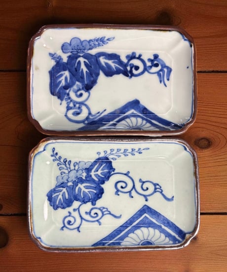 小皿■出石焼（江戸～明治）古い白磁四方皿角皿 7枚 龍 傷有 時代物 骨董品■ 小皿□出石焼（江戸～明治）古い白磁四方皿角皿 7枚 龍 傷