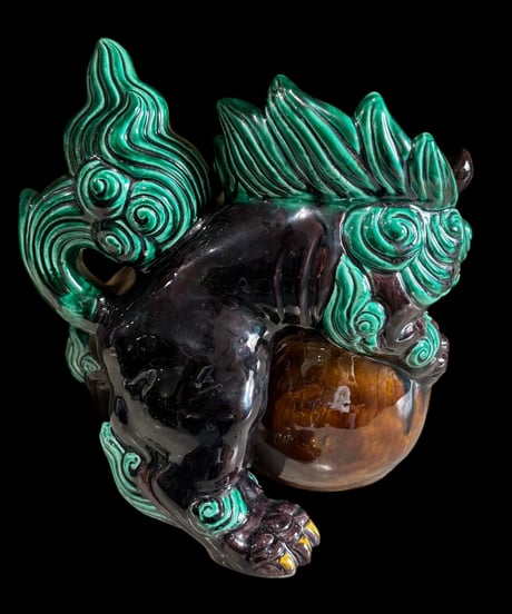 九谷焼 糠川清章 八幡窯 色絵 玉獅子 玉乗り獅子 唐獅子 置物 美術品 縁起物 オブジェ 陶磁器 陶器 骨董品 アンティーク