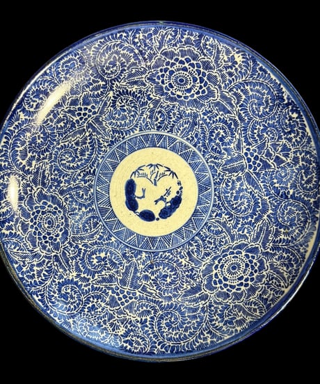【現品限り!!】古伊万里 微塵唐草 [松竹梅図] 染付 大皿 丸皿 平皿 取り皿 盛り皿 飾り皿 和食器 時代物 骨董品 アンティーク