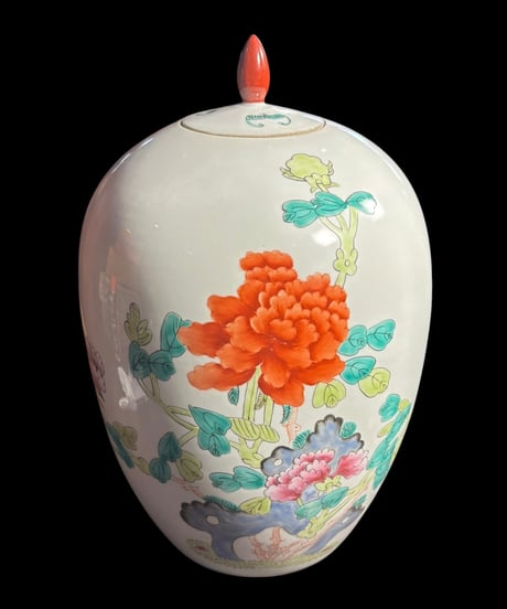 中国磁器 色絵 蓋付き壺 花柄 フラワーベース 花瓶 花入れ 牡丹 花器 丸壺 陶器 中国 古美術 骨董品 アンティーク