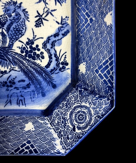 古伊万里 八角絵皿 [孔雀草花文図] 染付 年代物 大皿 角皿 平皿 取り皿 盛り皿 飾り皿 伊万里 和食器 骨董品 アンティーク