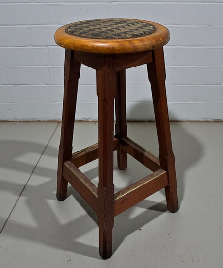 CATEGORY イス | HORIDASHI市