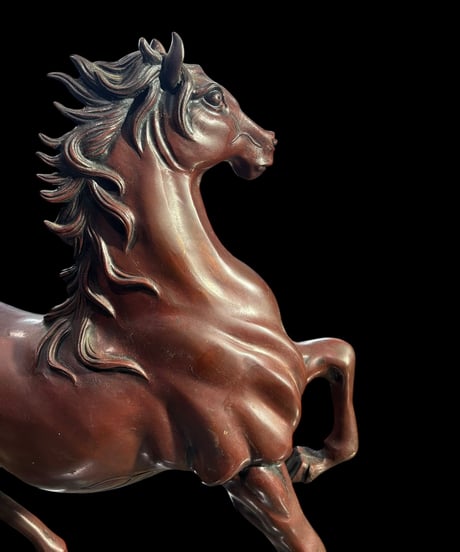 ブロンズ 馬 置物 干支 跳ね馬 縁起物 飾り 彫刻美術 銅製 工芸品 インテリア オブジェ 骨董品 アンティーク