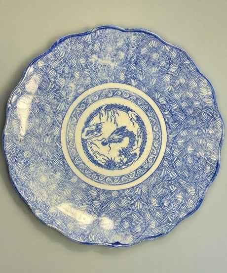 染付 [龍 草花文] 平皿 大皿 印判皿 盛り皿 飾り皿 器 和食器 骨董品 アンティーク
