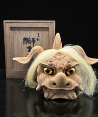 井波彫刻 横山一夢 伝統工芸士 木彫 獅子頭 共箱 獅子舞 魔除け 彫刻 置物 作家物 オブジェ 古美術 骨董品 アンティーク