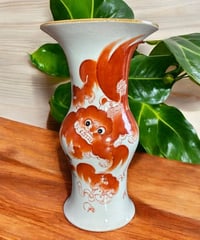 中国清末 民国 壺 [獅子] 中国雑貨 赤絵 麒麟 狛犬 フラワーベース 花瓶 花入れ 丸壺 花器 陶器 中国 古美術 シノワズリ 骨董品 アンティーク