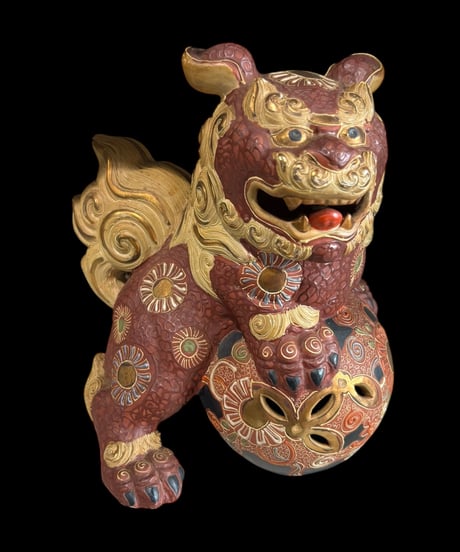 九谷焼 赤獅子 色絵 玉獅子 玉乗り獅子 唐獅子 置物 美術品 縁起物 オブジェ 陶磁器 陶器 骨董品 アンティーク
