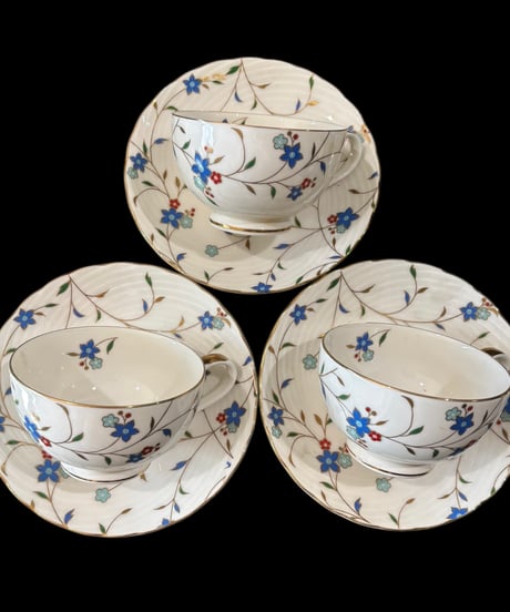 【3客揃】 彩 IRODORI カップ&ソーサー 花柄 マグカップ 紅茶 コーヒー カップ 器 茶器 昭和 レトロ アンティーク