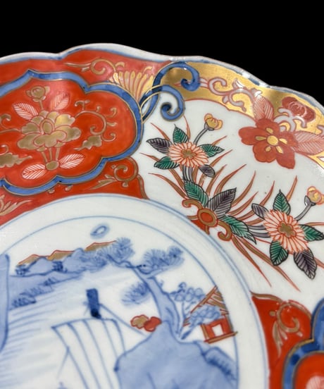 明治時代 古伊万里 金彩 赤絵 菊草花文図 風景 大皿 冨貴長春 取り皿 飾り皿 和食器 陶器 骨董品 アンティーク