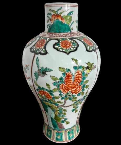 壺 [草花鳥紋絵] 大清康熙年製 中国雑貨 フラワーベース 花瓶 花入れ 丸壺 花器 陶器 古美術 骨董品
