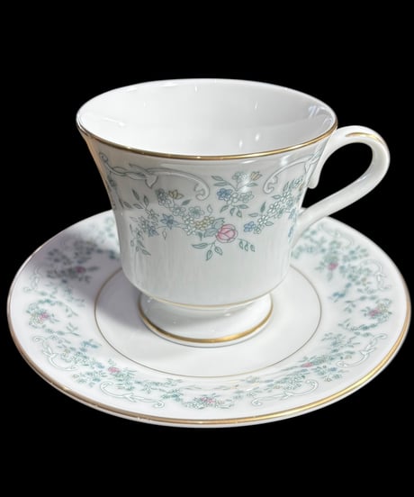 【4客揃】Celebrity China GOLDEN LAVINIA カップ&ソーサー 花柄マグカップ 紅茶 コーヒー カップ 茶器 昭和 レトロ アンティーク