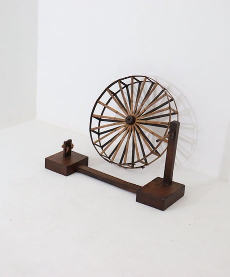 紡ぎ車 古民具 置物 装飾品 時代物 古道具 骨董品 アンティーク